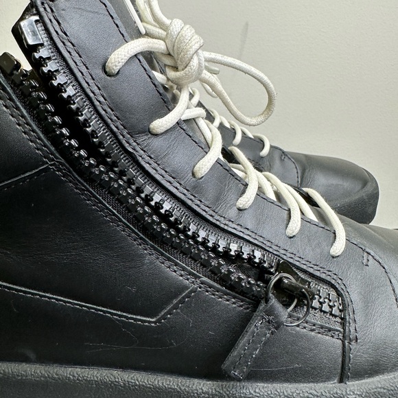 Men’s Giuseppe Zanotti Black Leather Sneakers Size 44 With Box. - Picture 3 of 13